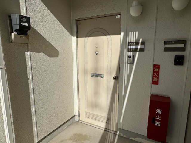 玄関‐３