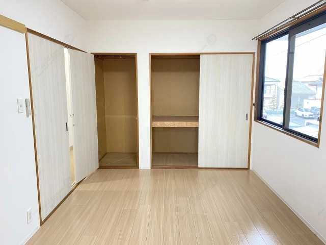 収納（中洋室）