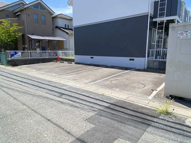 駐車場（東側）