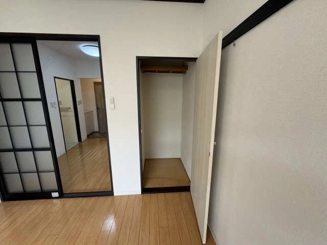 収納（東洋室）