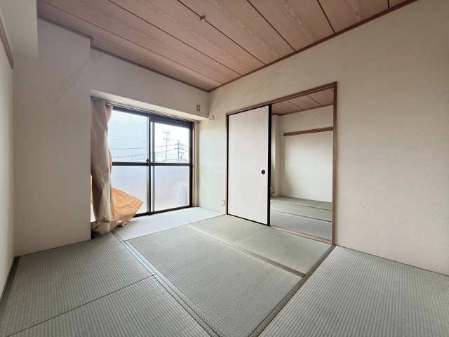 東和室