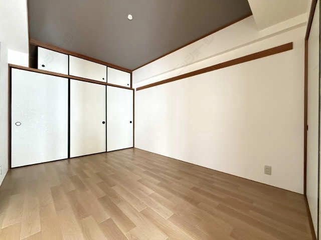 洋室-2