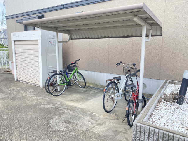 駐輪場