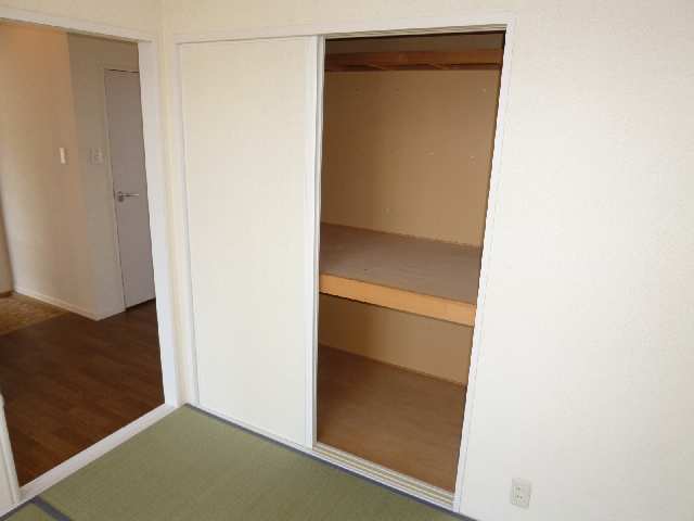 和室収納