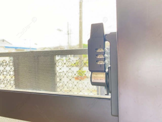 防犯クレセント錠