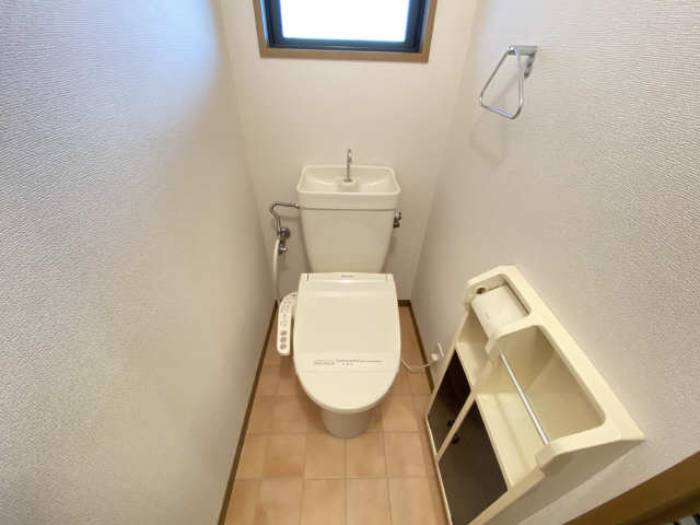 サンハイツアラギリ 2階 WC