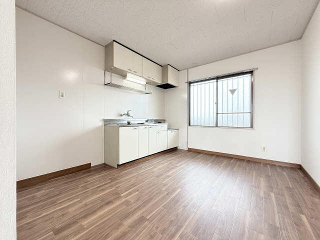 キッチン周辺