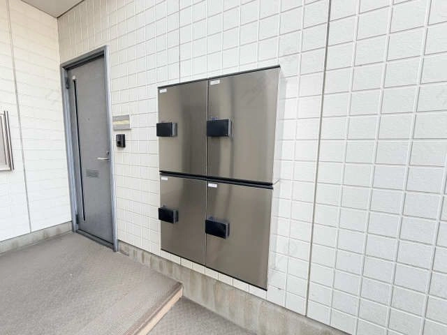 宅配ボックス