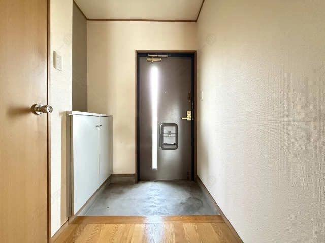 玄関内