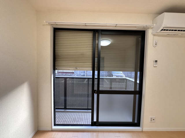 シャッター雨戸（西洋室）