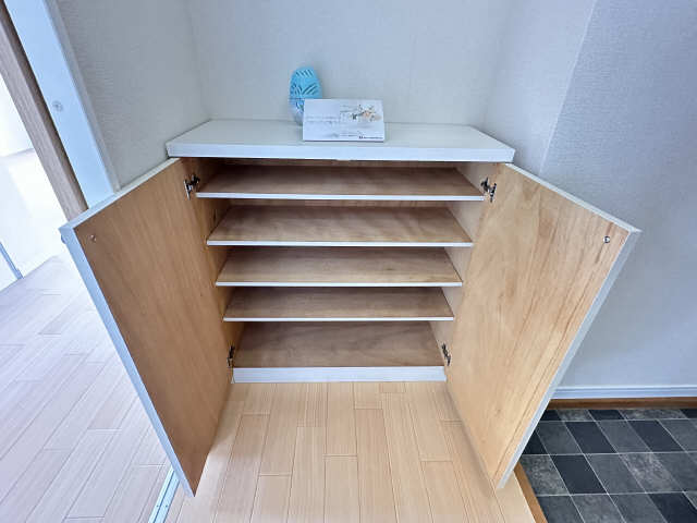 シューズBOX