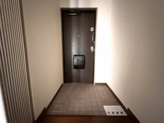玄関内