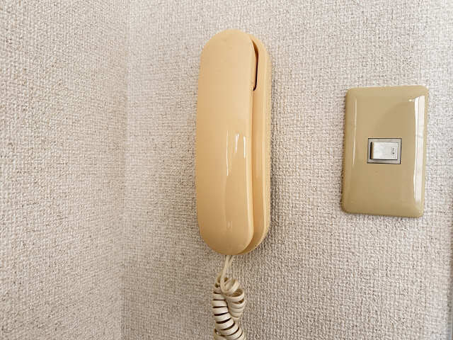 インターホン