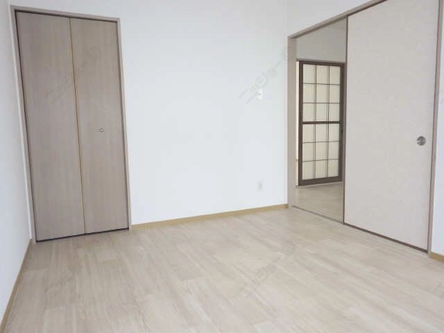 洋室（北）