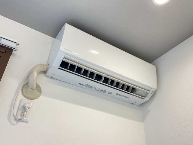 エアコン（リビング）