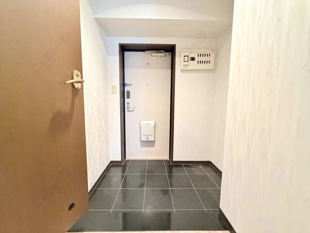 玄関内