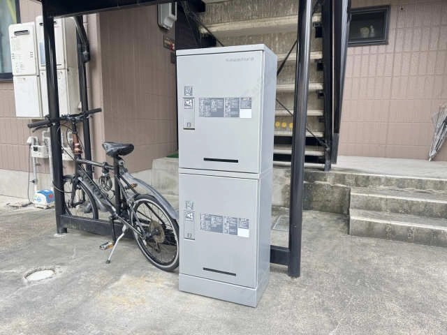 宅配ボックス