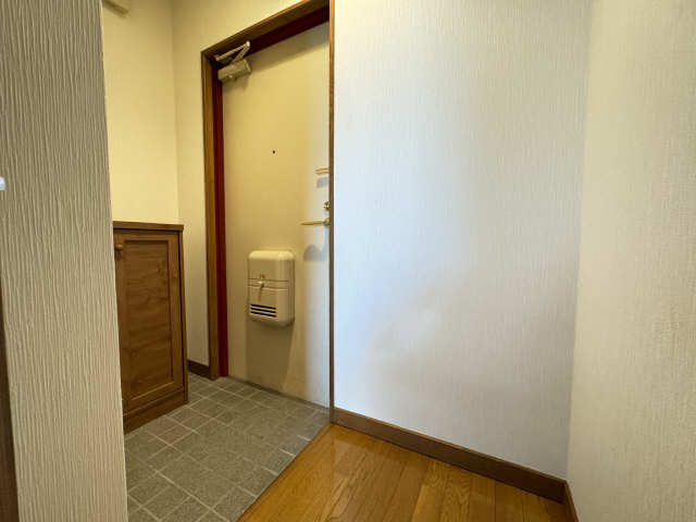 玄関内