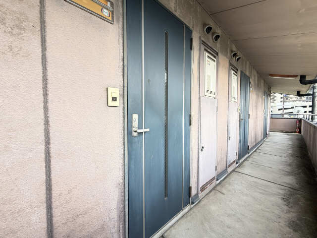 玄関ドア