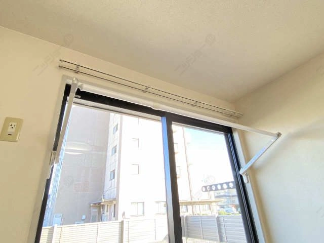 室内物干（東洋室）