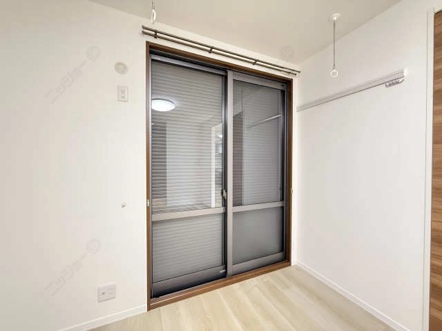 シャッター雨戸