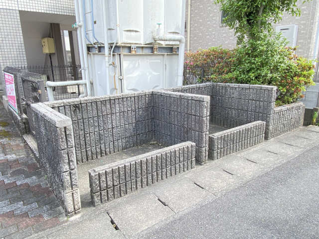 ごみ集積所