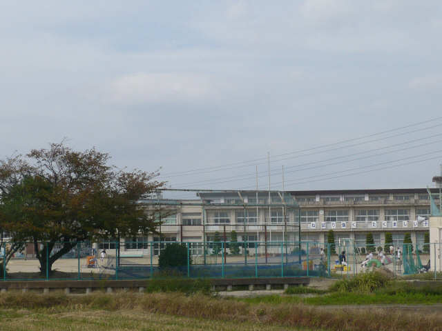 エスポワール 3階 白鳥小学校