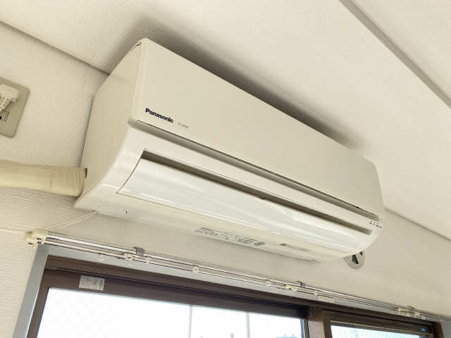 エアコン（リビング）