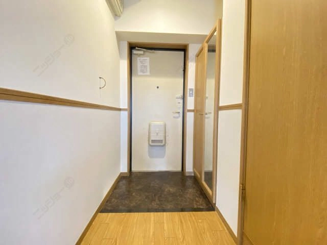 玄関内