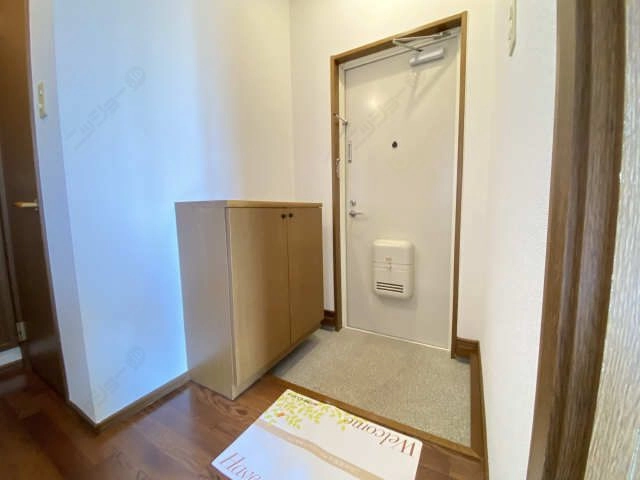 玄関内