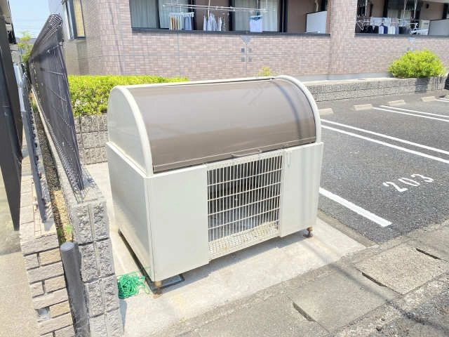 ごみ集積所