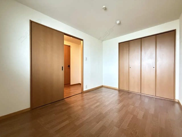 洋室-2