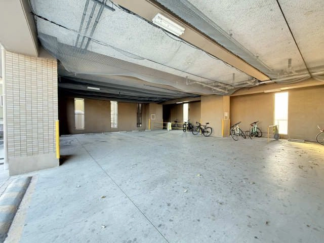 駐車場（屋内）