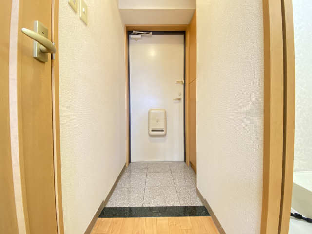 玄関内