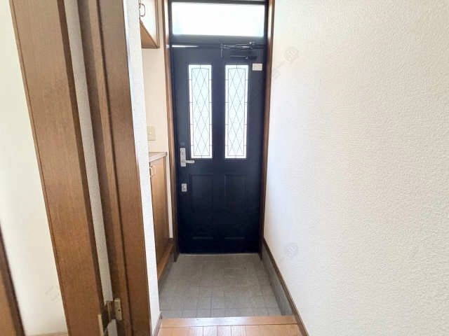 玄関内