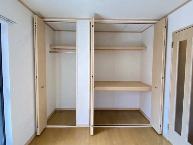 収納（2階南洋室）