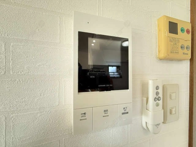 モニター付きインターホン