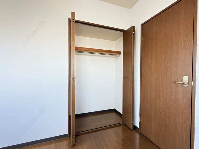 収納（北洋室）