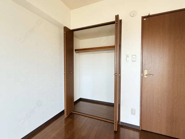 収納（南洋室）