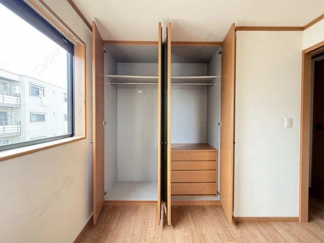 収納(北洋室)