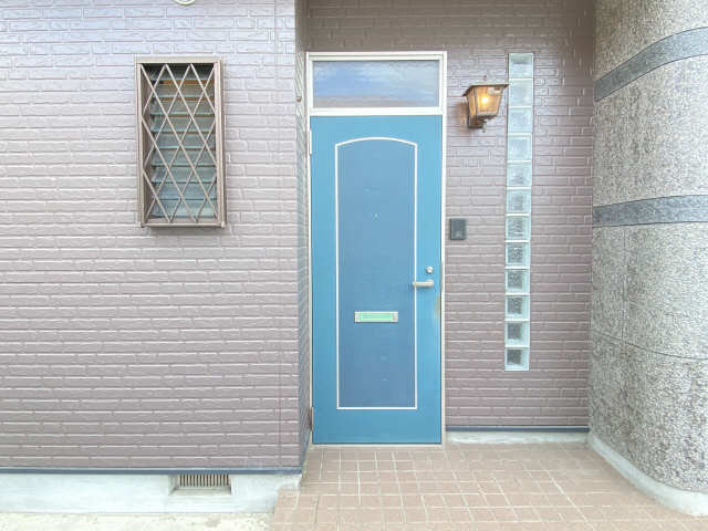 コーポ折戸  玄関ドア