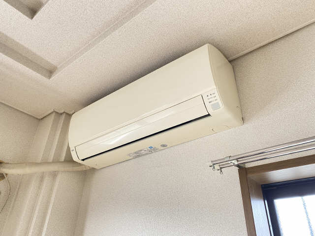 エアコン（リビング）