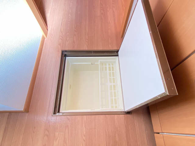 キッチン床下収納