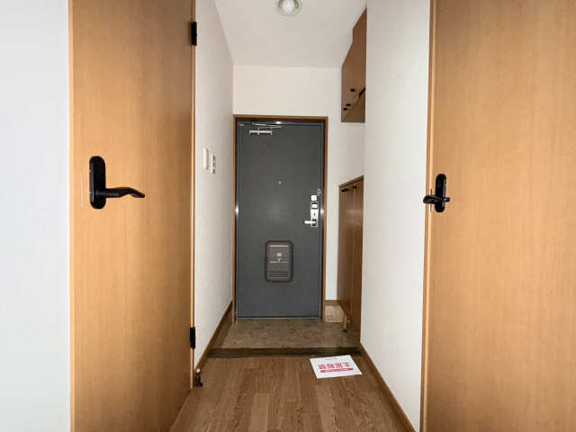 玄関内