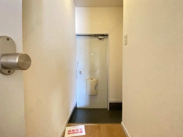 玄関内