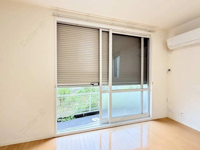 シャッター雨戸（全居室）