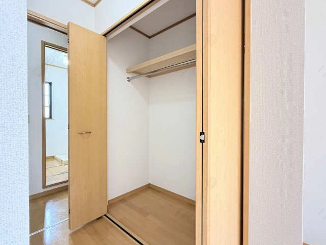 収納（２階洋室）