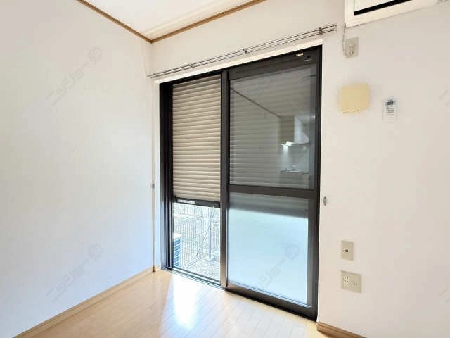 シャッター雨戸