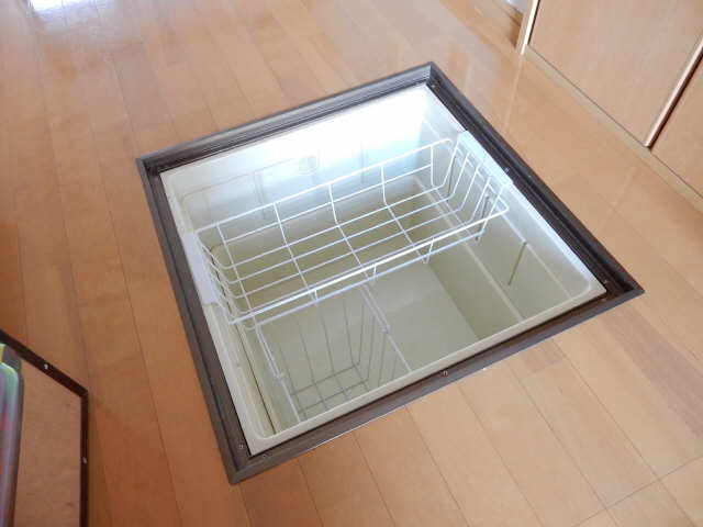 床下収納庫