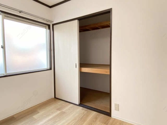 収納（北洋室）